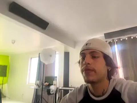 bigrosa21cm online show from 10/26/25, 11:49