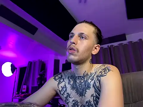 bigrosa21cm online show from 02/07/26, 02:04