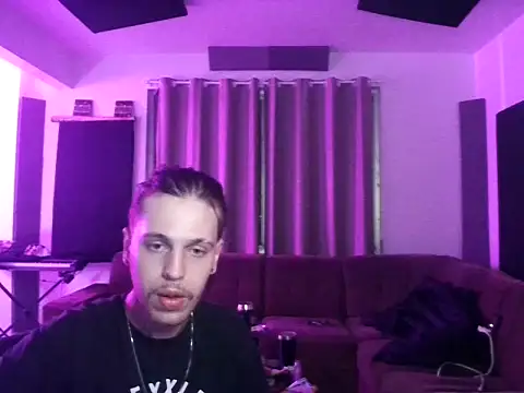 bigrosa21cm online show from 03/01/26, 07:54