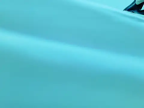 Raven goth online show from 12/19/25, 08:27