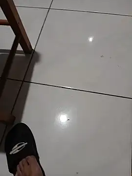 Snapshot of fuck_couple69 chatting on 02/01/26, 05:28 fuck couple69 online show from 02/01/26, 05:28