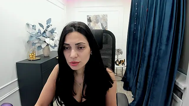 AllaYerty online show from 11/18/25, 11:36