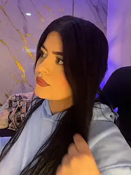 Kariina  69 online show from 04/14/26, 01:00