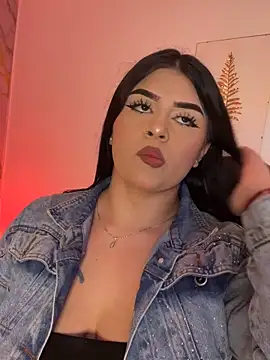 Snapshot of Kariina__69 chatting on 05/06/26, 02:08 Kariina 69 online show from 05/06/26, 02:08