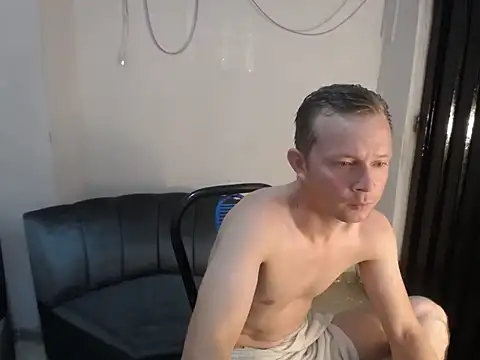 hot mann11 online show from 04/05/26, 12:30