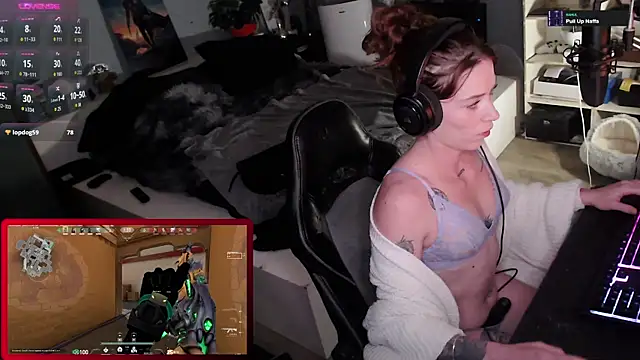 Horny Makima online show from 10/19/25, 11:22