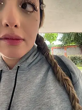 Baby  Otaku online show from 04/17/26, 05:38