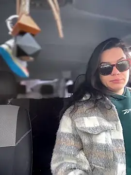 MeekyRich online show from 04/21/26, 03:57