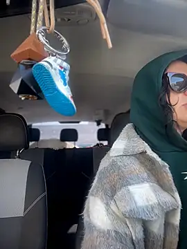 MeekyRich online show from 04/22/26, 03:09