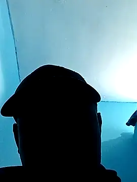 luuiss12 online show from 09/22/25, 11:29