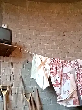 luuiss12 online show from 10/03/25, 10:29