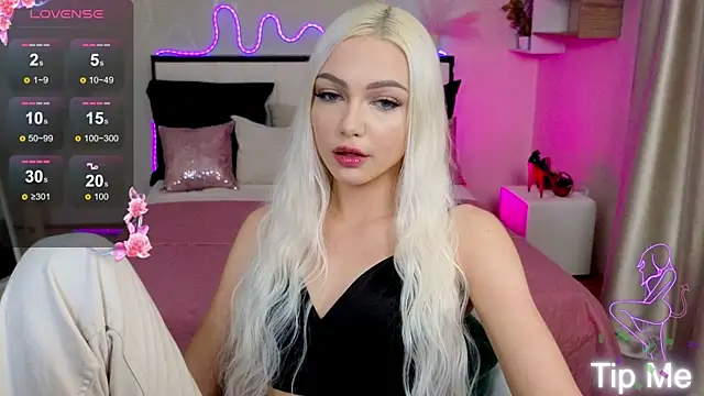 LinaLirian online show from 09/26/25, 02:10