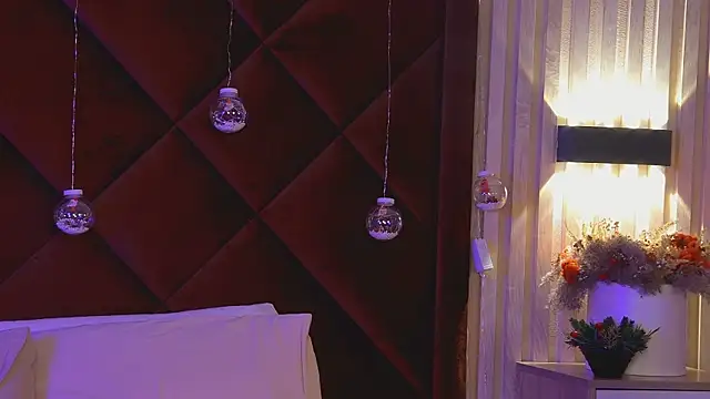 StacyHarland online show from 12/16/25, 04:39