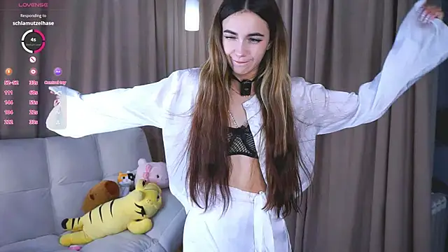 CupSizeGirl online show from 09/29/25, 04:23