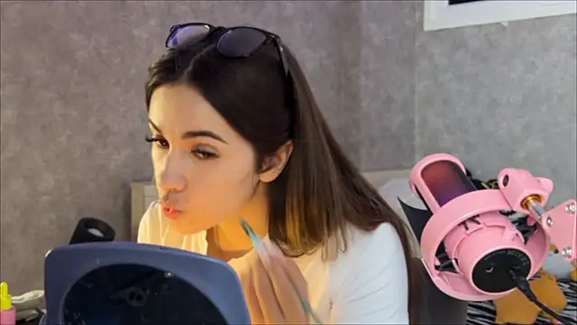 CupSizeGirl online show from 03/25/26, 06:41