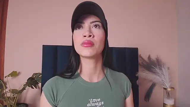 AbbieJoness  online show from 06/06/26, 12:10