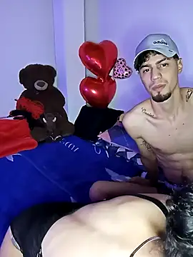 JennMuriel  online show from 10/28/25, 03:43