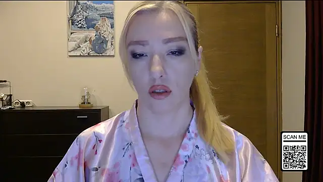 Wild Silk Desire online show from 10/11/25, 01:42