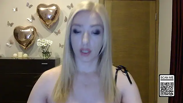 Snapshot of Wild_Silk_Desire chatting on 05/10/26, 05:18 Wild Silk Desire online show from 05/10/26, 05:18