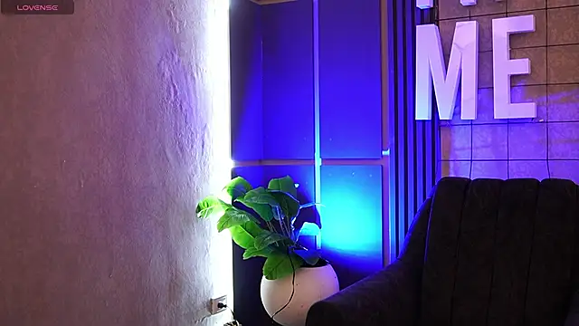 Susan wall online show from 10/15/25, 12:27