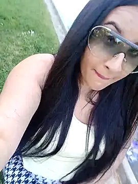 hotCOUPLEPETRA online show from 04/14/26, 05:19