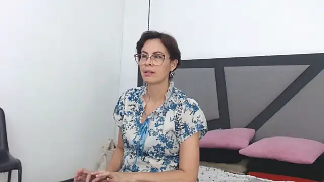 Snapshot of amanda_ramirez chatting on 07/15/26, 10:26 amanda ramirez online show from 07/15/26, 10:26