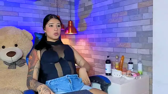 DixyPalmer online show from 04/22/26, 07:26