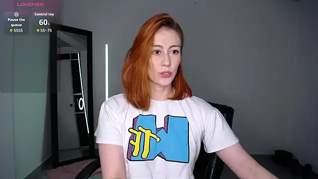 ANASTASIA DOLL8 online show from 11/25/25, 12:32