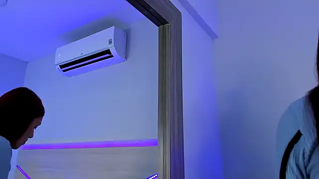 ZoeMorris online show from 10/14/25, 11:33