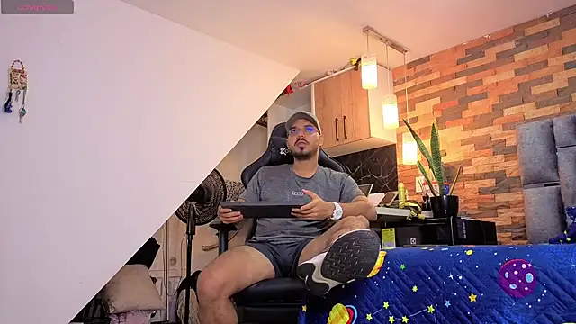 Snapshot of samuelcoopeer chatting on 02/21/26, 03:46 samuelcoopeer online show from 02/21/26, 03:46