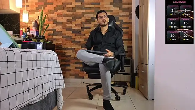 samuelcoopeer online show from 04/23/26, 06:54