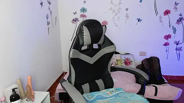 mariaana  222 online show from 03/12/26, 04:07