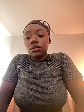 alissradiante1 online show from 03/17/26, 02:49