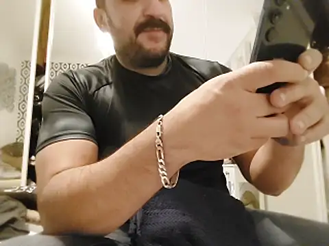 CloudyMuscleBeefy online show from 10/26/25, 04:46