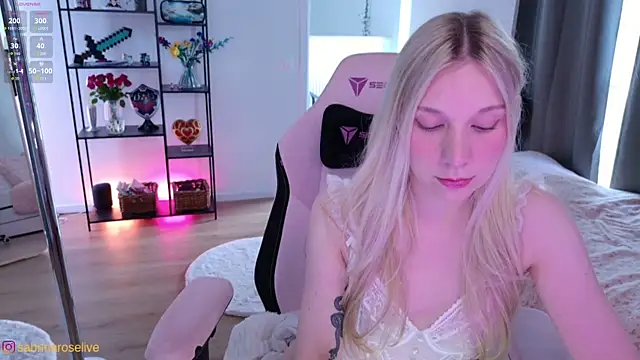 SabrinaRosed online show from 05/18/26, 05:08