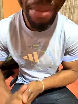 Snapshot of naughty_thick chatting on 09/20/25, 04:41 naughty thick online show from 09/20/25, 04:41