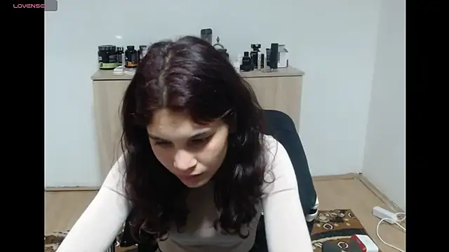 Snapshot of MalloryMyers chatting on 09/16/25, 07:37 MalloryMyers online show from 09/16/25, 07:37