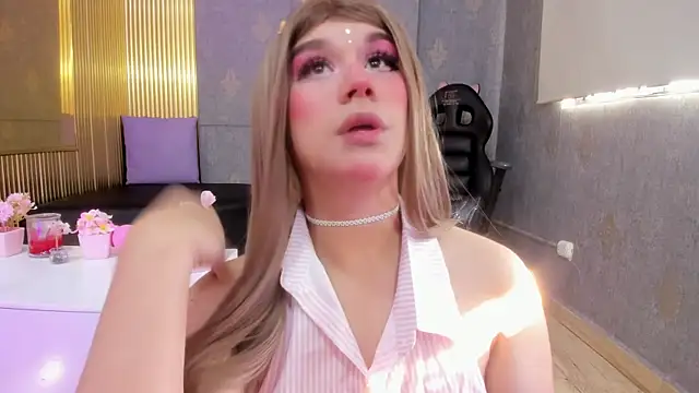 Snapshot of ocean_tay chatting on 11/07/25, 12:27 ocean tay online show from 11/07/25, 12:27