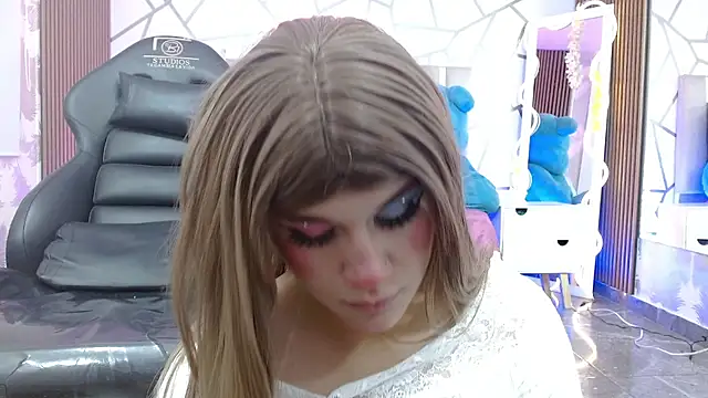 Snapshot of ocean_tay chatting on 11/09/25, 08:18 ocean tay online show from 11/09/25, 08:18