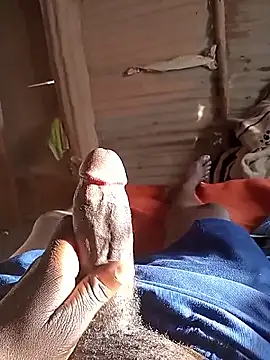 Snapshot of paptsimo chatting on 10/24/25, 03:19 paptsimo online show from 10/24/25, 03:19