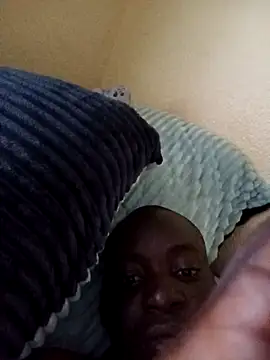 Snapshot of paptsimo chatting on 11/09/25, 07:28 paptsimo online show from 11/09/25, 07:28