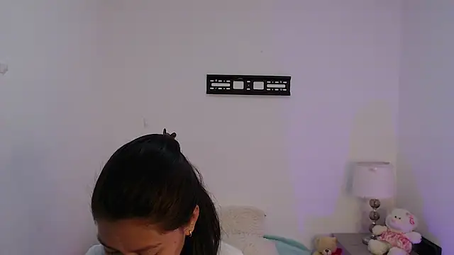 Snapshot of renataj chatting on 11/20/25, 07:02 renataj online show from 11/20/25, 07:02