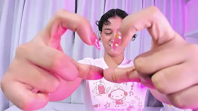 niia7 online show from 04/24/26, 07:49