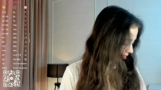 Snapshot of JulianaChapel chatting on 09/26/25, 08:07 JulianaChapel online show from 09/26/25, 08:07