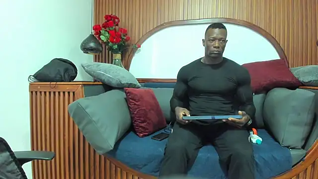 MarcusBlack  online show from 11/21/25, 11:53