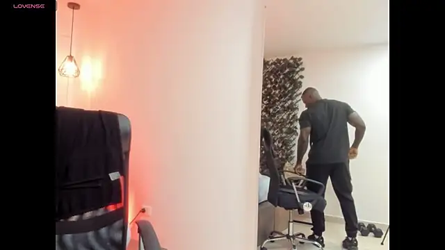 MarcusBlack  online show from 04/23/26, 12:29