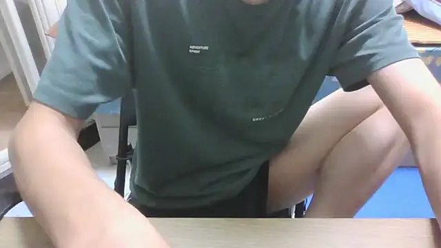 yzy 22 fun online show from 05/17/26, 03:08