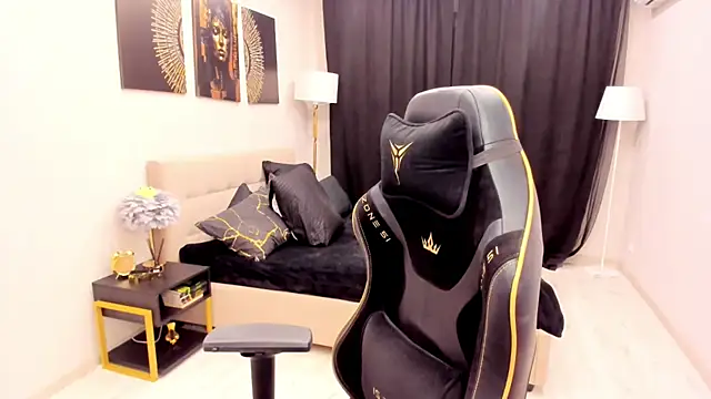 LindaSandy 1 online show from 01/18/26, 07:45