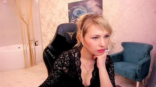 LindaSandy 1 online show from 02/15/26, 07:27