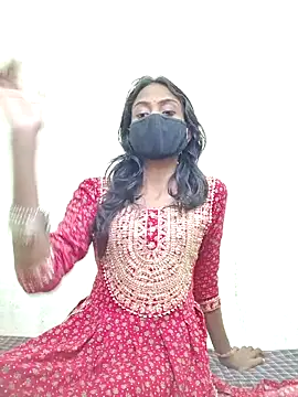 Riya R24 online show from 11/06/25, 08:04